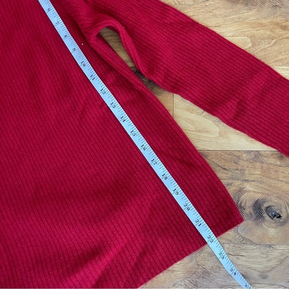 Erdos Red Cashmere Turtleneck Sweater - Picture 9 of 10